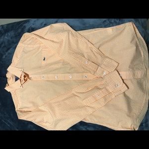 Vineyard vines button down size SMALL